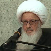 شرط اساسی تفقه در دین، ورع و تقواست.
